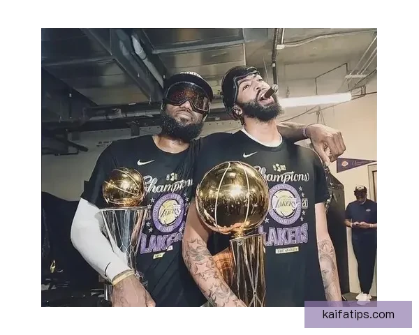 湖人力求复仇雷霆 詹姆斯与戴维斯联手抗衡亚历山大三杀梦想